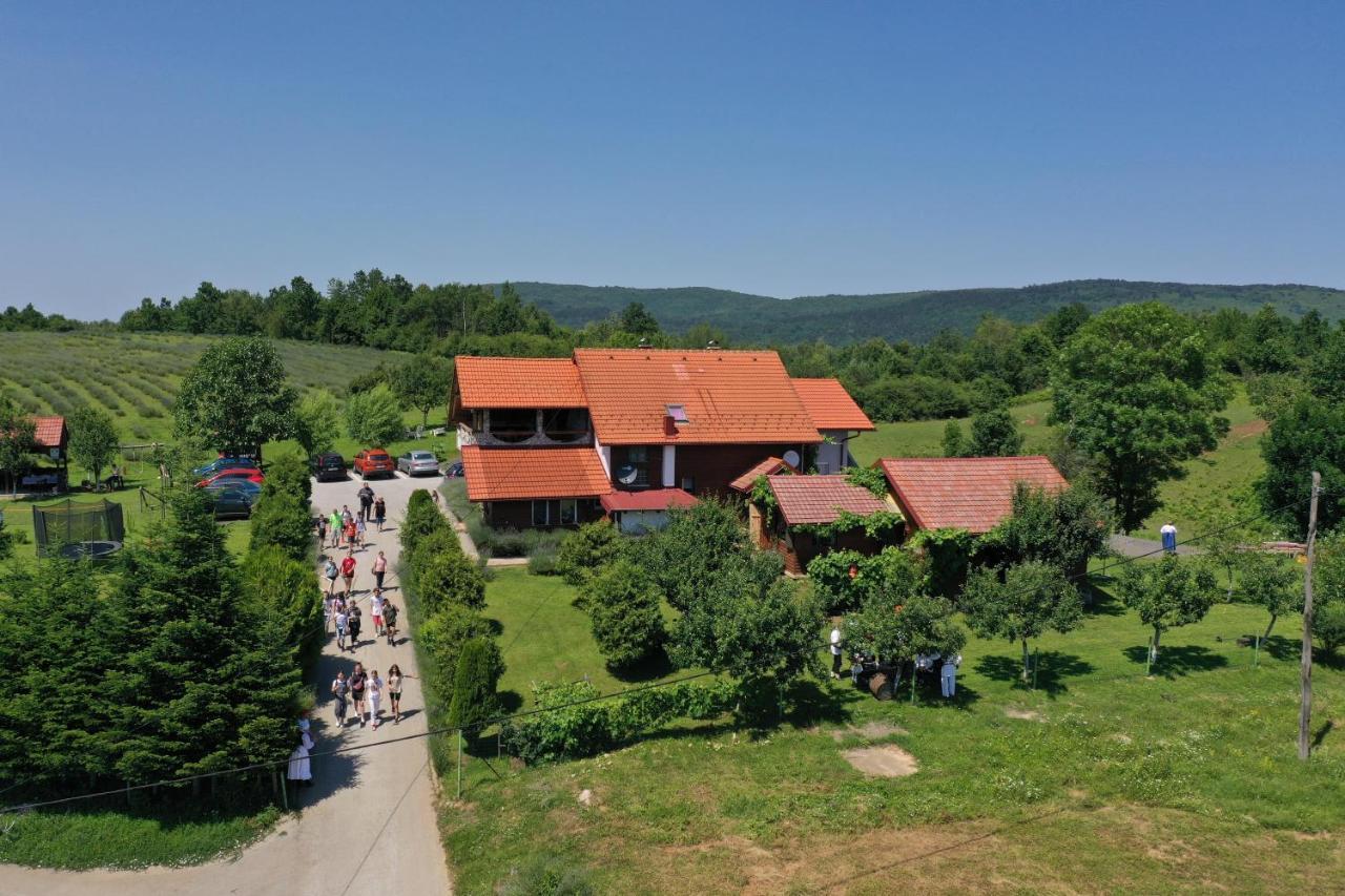 Lavanda Farm Apartmani Rakovica Luaran gambar