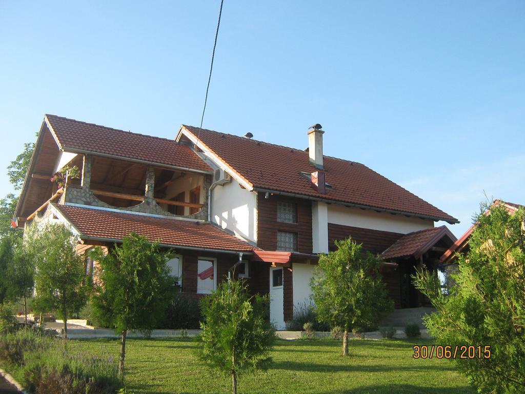 Lavanda Farm Apartmani Rakovica Luaran gambar