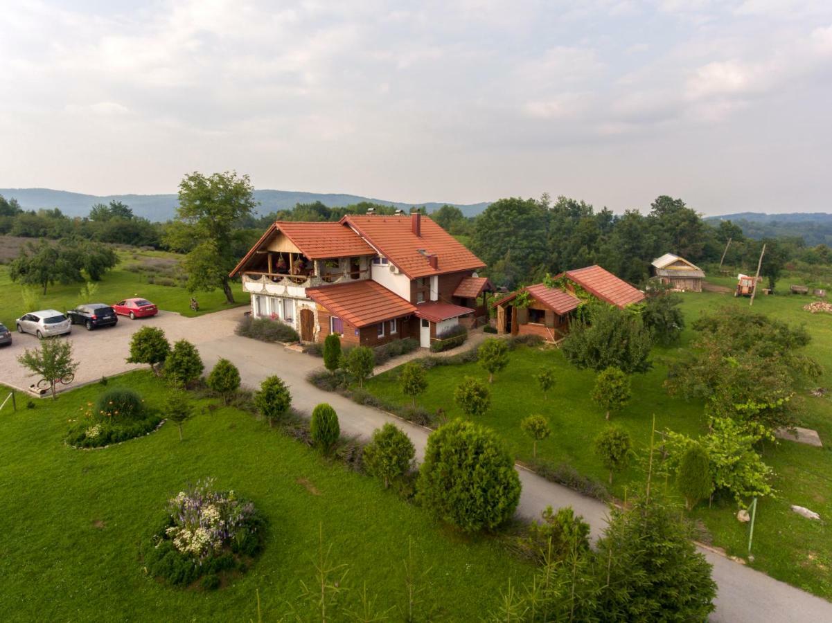 Lavanda Farm Apartmani Rakovica Luaran gambar